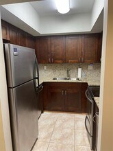 4521 NE 21st Ave in Fort Lauderdale, FL - Foto de edificio - Building Photo