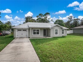 2909 Mullet Ave in Sebring, FL - Building Photo