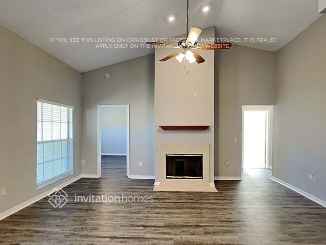 10424 Autumnwood Dr in Hudson, FL - Building Photo - Building Photo
