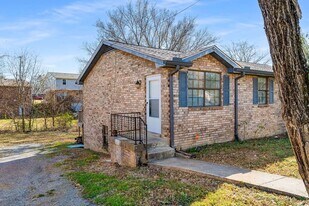 4558 Brooke Valley Dr in Nashville, TN - Building Photo