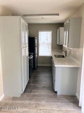 653 W Guadalupe Rd in Mesa, AZ - Building Photo - Building Photo
