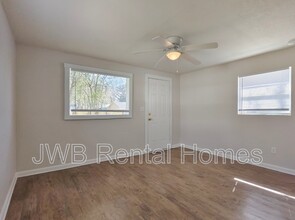 1067 Huron St in Jacksonville, FL - Foto de edificio - Building Photo