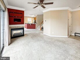 2305 Village Crossing Rd in Falls Church, VA - Building Photo