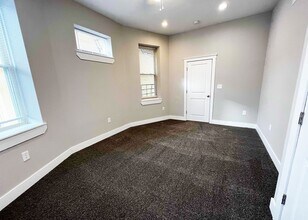 3216 Bishop St in Cincinnati, OH - Building Photo - Building Photo