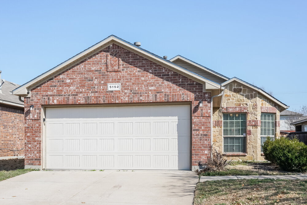 5152 Britton Ridge Ln in Fort Worth, TX - Building Photo