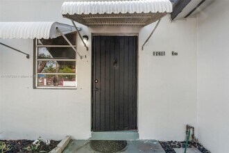 18201 NW 3rd Ave in Miami, FL - Building Photo - Building Photo