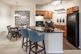 Woodland Trail Apartments in Lagrange, GA - Building Photo - Building Photo