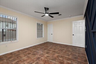 5018 Wilmington St in Houston, TX - Building Photo - Building Photo