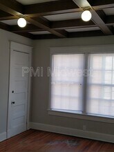 125 E 17th St in Indianapolis, IN - Foto de edificio - Building Photo