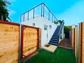 3014 Kingsley St in San Diego, CA - Building Photo - Building Photo