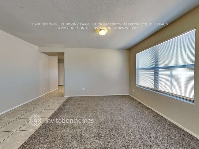 2443 W Mobile Ln in Phoenix, AZ - Building Photo - Building Photo