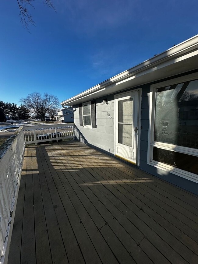 1837-1837 Post Rd in Beloit, WI - Building Photo - Building Photo