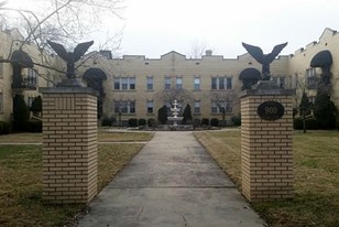 Plaza at Audubon Park Apartments