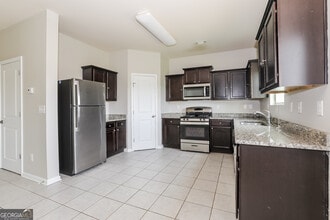 694 Independence Ave in Pendergrass, GA - Building Photo - Building Photo