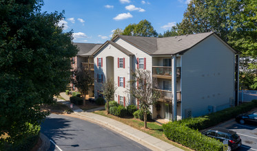 Crossroads Station in Charlotte, NC - Foto de edificio - Building Photo