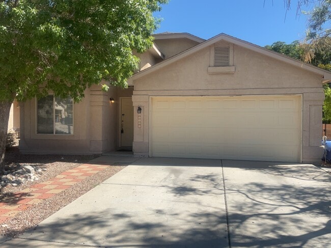 10400 Calle Chulita NW