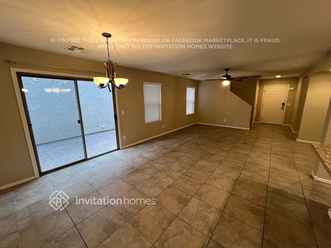 5816 E Harmony Ave in Mesa, AZ - Foto de edificio - Building Photo