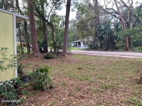 1609 Selma Ave in Daytona Beach, FL - Foto de edificio - Building Photo