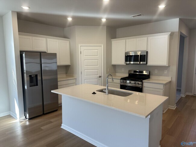 145 Lillian Farms Blvd in Huntsville, AL - Building Photo - Building Photo