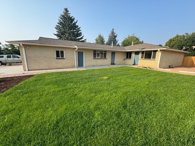 1640 Cheyenne Ave in Loveland, CO - Foto de edificio - Building Photo