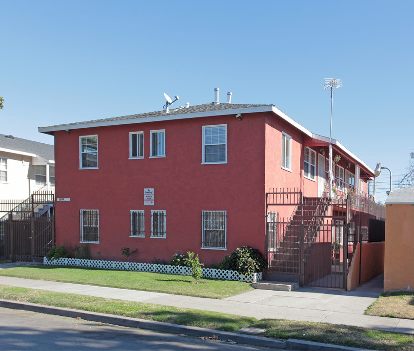 1858-1862 Magnolia Ave in Long Beach, CA - Building Photo