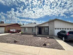 6405 W Eva St in Glendale, AZ - Building Photo - Building Photo