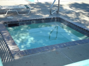 Mountain Meadows in Troutdale, OR - Building Photo - Building Photo