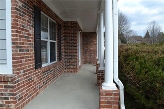 3040 Battlement Cir SW in Loganville, GA - Foto de edificio - Building Photo