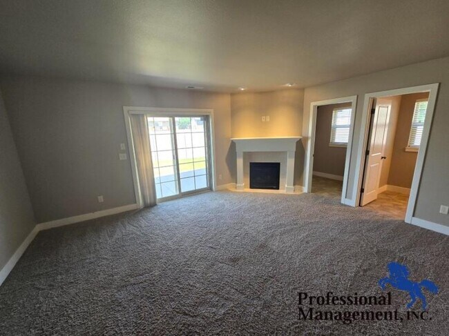 1636 S Castle Stone Square in Billings, MT - Building Photo - Building Photo