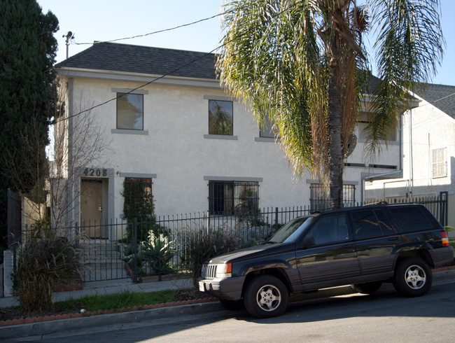 4208 Clayton Ave in Los Angeles, CA - Building Photo - Building Photo