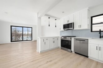 503 Palisade Ave in Union City, NJ - Building Photo - Building Photo