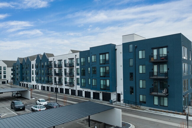 MAA at Daybreak in South Jordan, UT - Building Photo - Building Photo