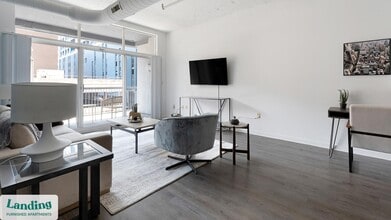 222 E Saratoga St in Baltimore, MD - Building Photo - Building Photo