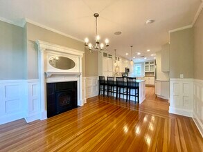 5 Strathmore Rd, Unit 3 in Brookline, MA - Building Photo - Building Photo