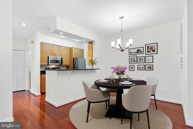 5909 Barbados Pl in North Bethesda, MD - Building Photo - Building Photo