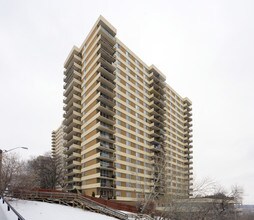 9903 104th St NW in Edmonton, AB - Building Photo - Building Photo