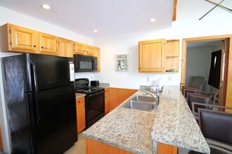 13 Fairway Dr in Woodstock, NH - Building Photo - Building Photo
