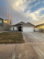 1107 E La Brea Ave in Hobbs, NM - Building Photo