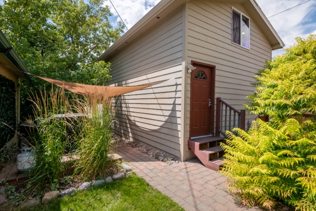 property at 1017 Poplar St