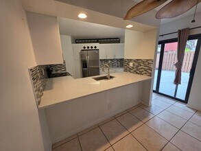 3909 Victoria Dr in West Palm Beach, FL - Building Photo - Building Photo