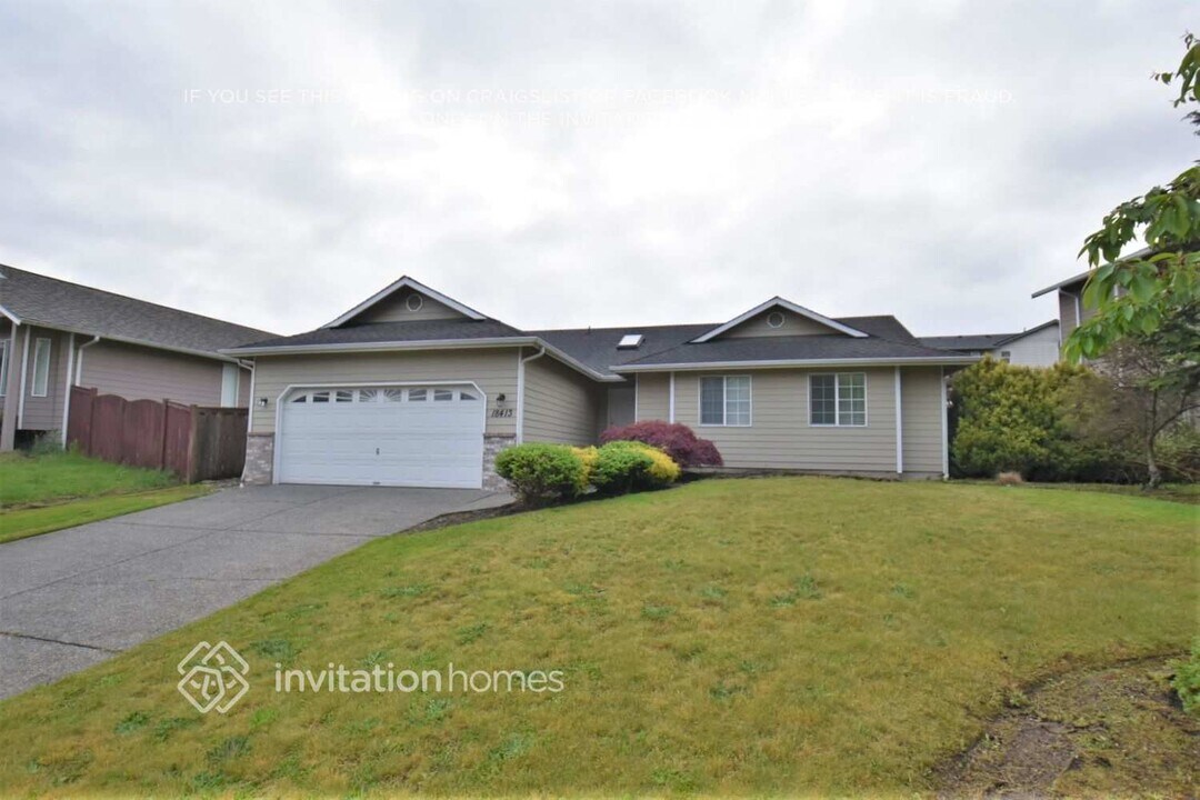 18413 Greenock Ct in Arlington, WA - Foto de edificio