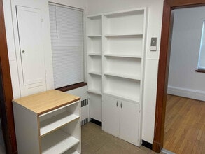 10 N Court St in Luray, VA - Building Photo - Building Photo