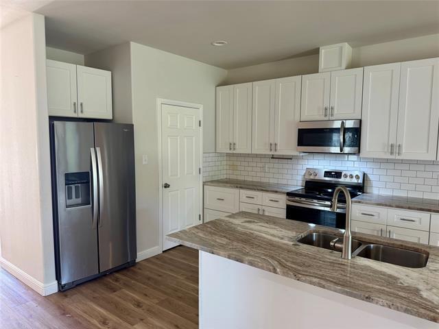 2817 Steepleridge Cir in Granbury, TX - Building Photo - Building Photo