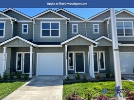 7816 Phaedra Ln in White City, OR - Building Photo