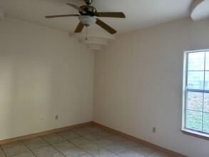 2903 S Martin Ave in Laredo, TX - Building Photo - Building Photo