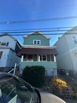 129 Frank St in Homestead, PA - Building Photo