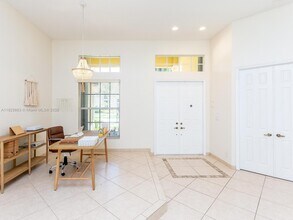 3967 Nighthawk Dr in Weston, FL - Building Photo - Building Photo