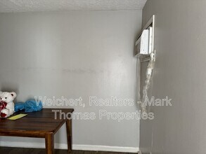 402 School St in Roxboro, NC - Building Photo - Building Photo