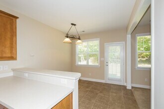 2645 Winding River Dr in Charlotte, NC - Building Photo - Building Photo