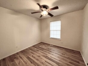 1018 N 25th St in Ozark, MO - Building Photo - Building Photo